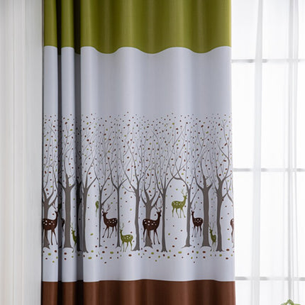 Barneromsgardin med skog og hjort