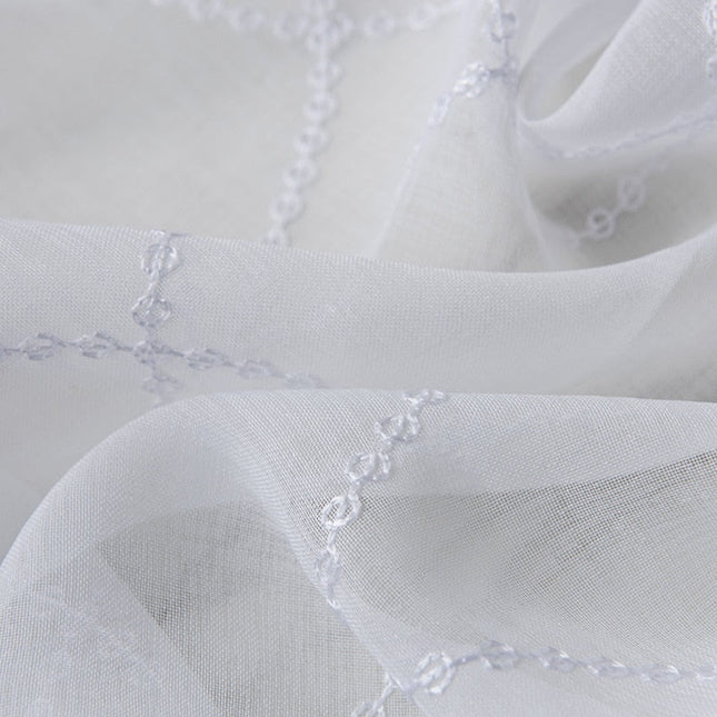 Moderne tyllgardin med geometrisk sirkelmønster