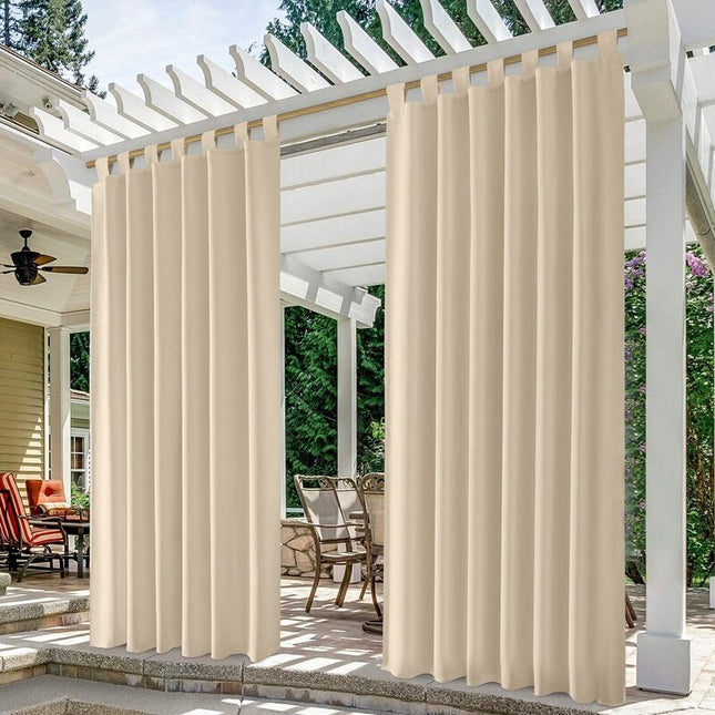 Beige pergola gardin med enkle hemper