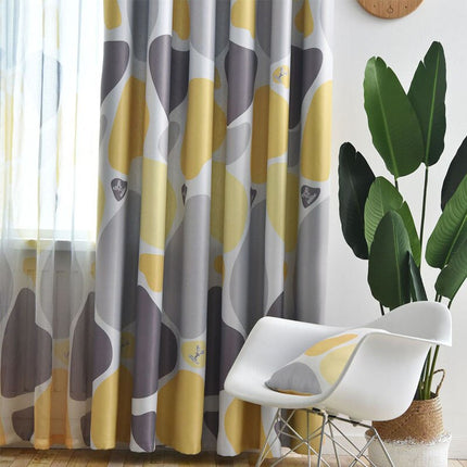 Lystett gardin Ermita med abstrakt mønster