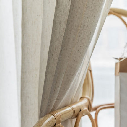 Tynn gardin i naturlig lin-look