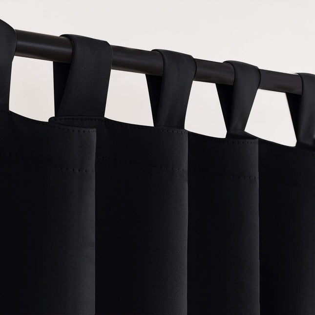 Svart vannavstøtende gardin for uteplassen