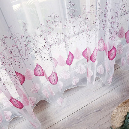 Lilla tynn gardin med bladmotiv