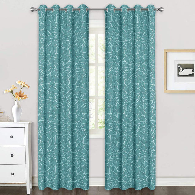 Mørkleggingsgardin med moderne grafisk mønster