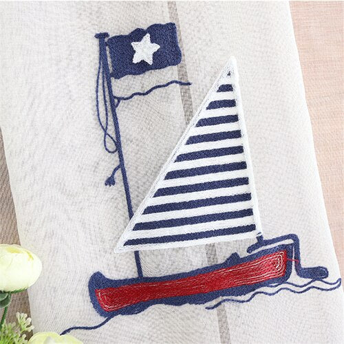 Tynn gardin Comaile med seilbåtmotiv