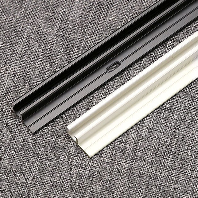 Takmontert gardinskinne for tunge gardiner