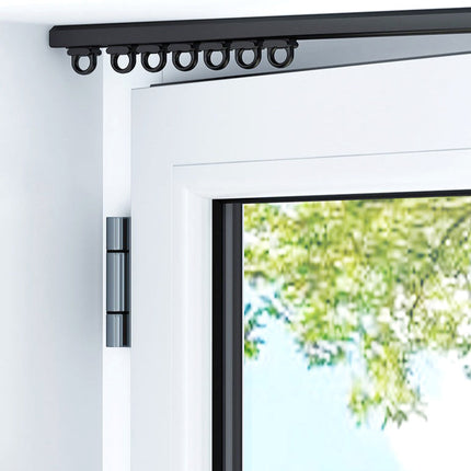 Takmontert gardinskinne for tunge gardiner