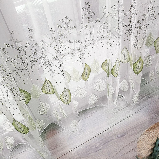 Tynn gardin med grønt bladmønster