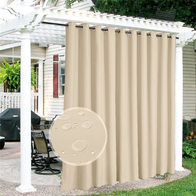 Beige slitesterk utegardin for terrasse