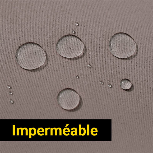 Vanntett utegardin i gråbrun til terrassen