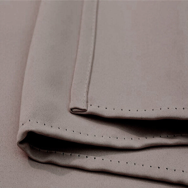 Vanntett utegardin i gråbrun til terrassen