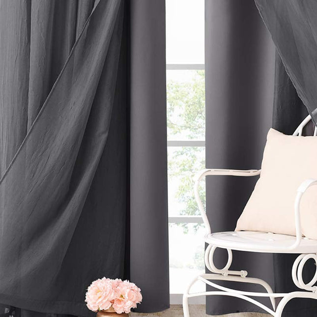 Lystett gardin med florlett overlegg