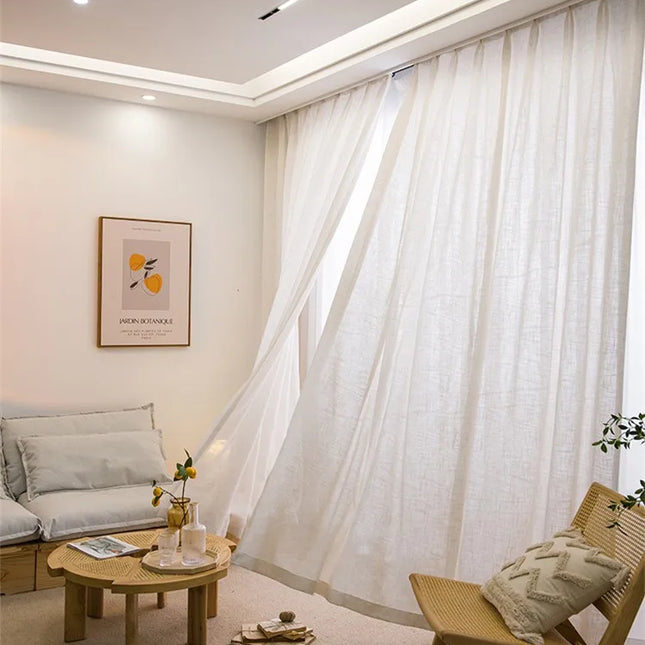 Naturlig beige og lett gardin