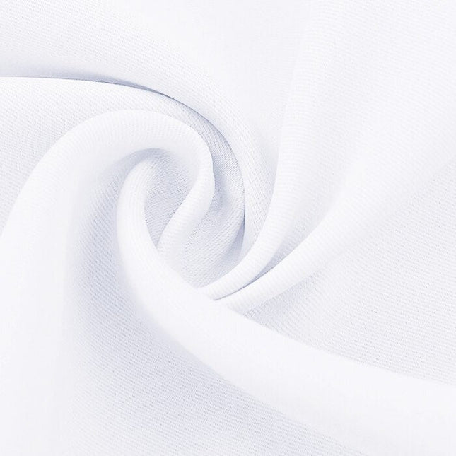 Hvit lystett gardin til soverommet