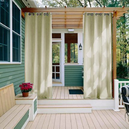 Lys utegardin for god solskjerming