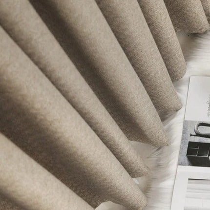 Elegant mørk beige gardin til stue