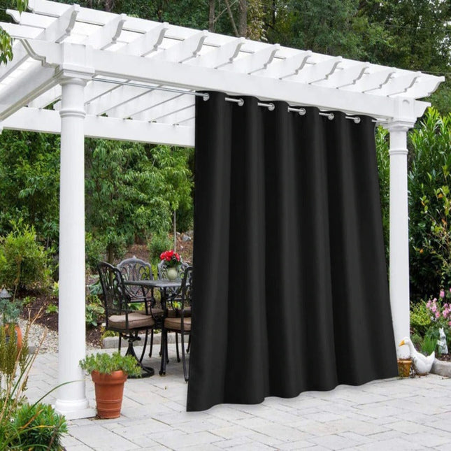 Værbestandig utegardin for hagepaviljong