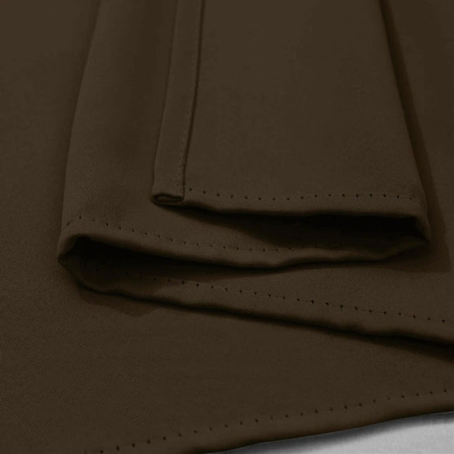 Mørk utegardin for privatliv og solskjerming