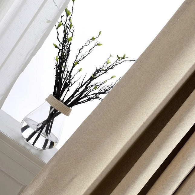 Ensfarget beige lystett gardin til stue