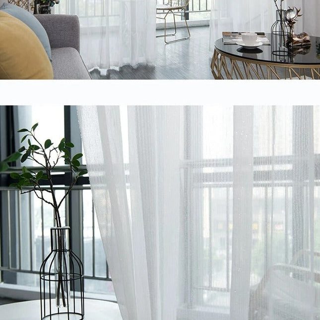 Lett gardin med subtil glittereffekt