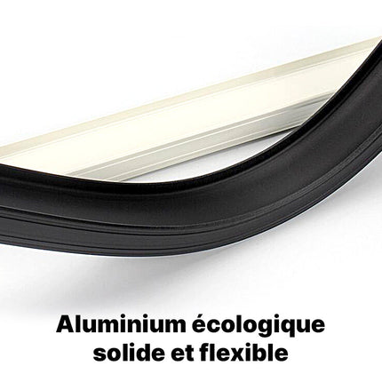 Gardinskinne for montering i taket