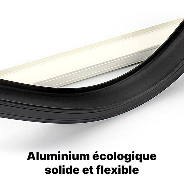 Gardinskinne for montering i taket