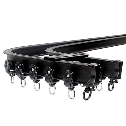 Gardinskinne for montering i taket