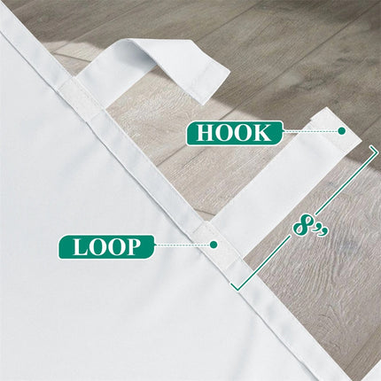 Hvit utegardin med stropper for pergola