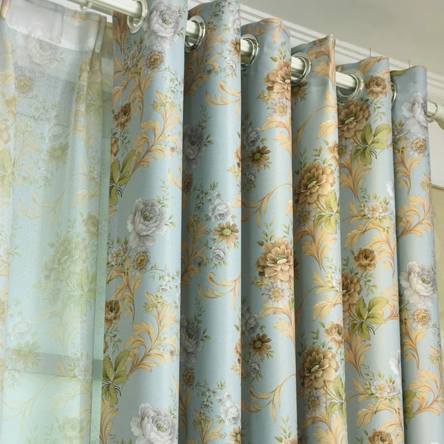 Lystett gardin med vintage blomstermønster