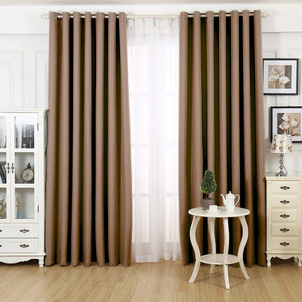 Kremfarget lystett gardin for stue