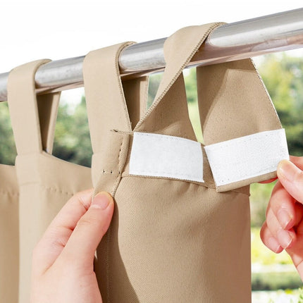 Lystett utendørs gardin med stropper