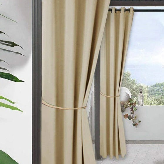 Elegant utegardin for pergola og hage