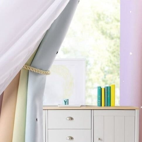 Fargerik florlett gardin for uteplass