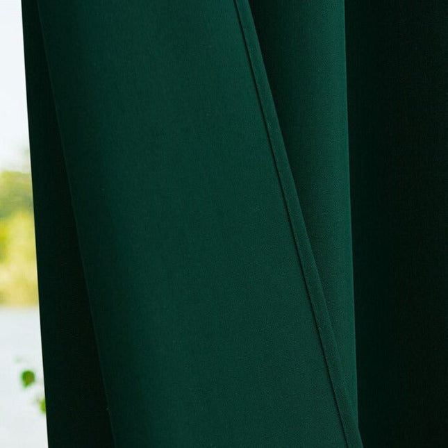 Oransje utegardin for hagepaviljong