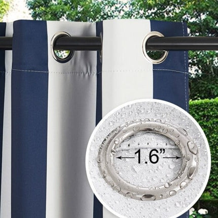 Stripete utegardin for balkong og terrasse