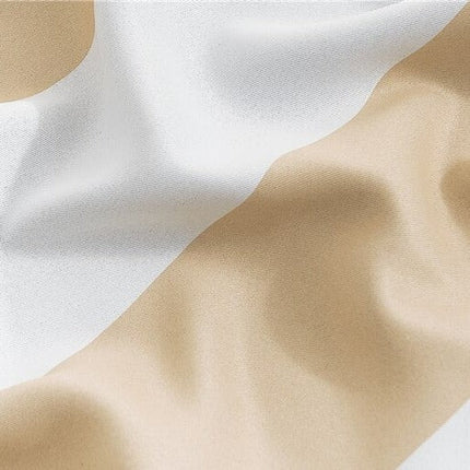 Stripete utegardin for balkong og terrasse