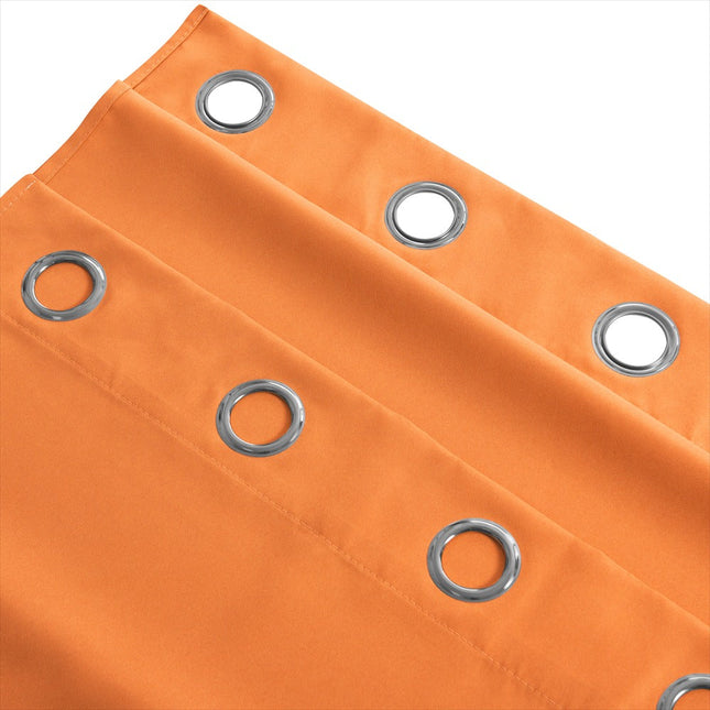 Oransje utegardin for hagepaviljong