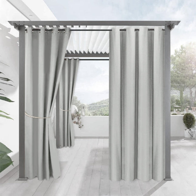 Vanntett utegardin med maljer for pergola