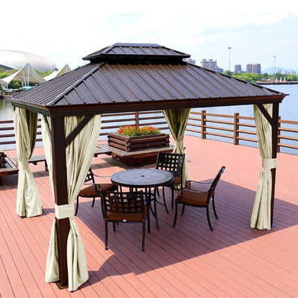 Lys utegardin for terrasse og pergola