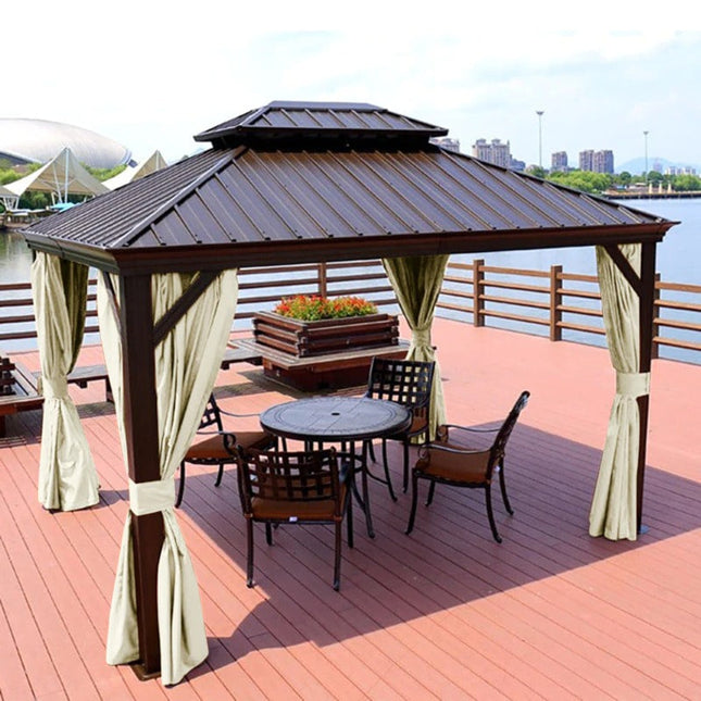 Lys utegardin for terrasse og pergola