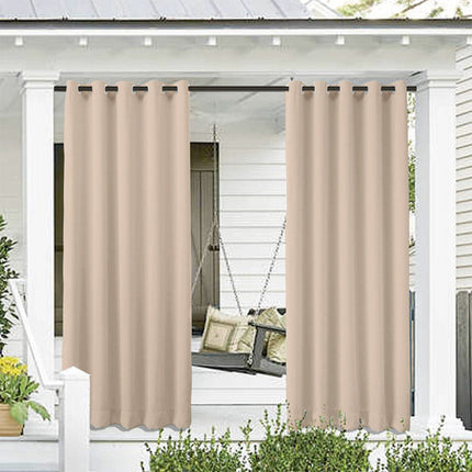 Beige utegardin for effektiv solskjerming