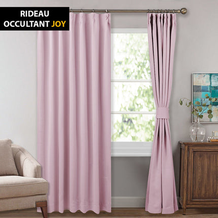 Lys rosa lystett gardin med rynkebånd