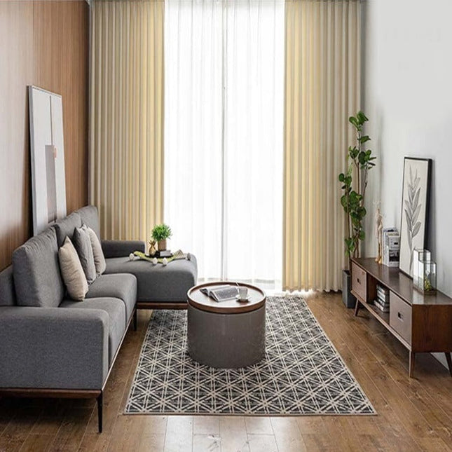 Gardin i nordisk stil med linstruktur