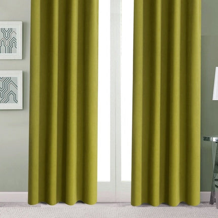 Grønn lystett panelgardin for vindu